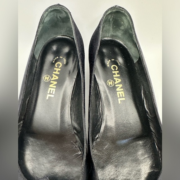 Chanel Camelia satin dress pumps size 39 - Picture 4 of 13
